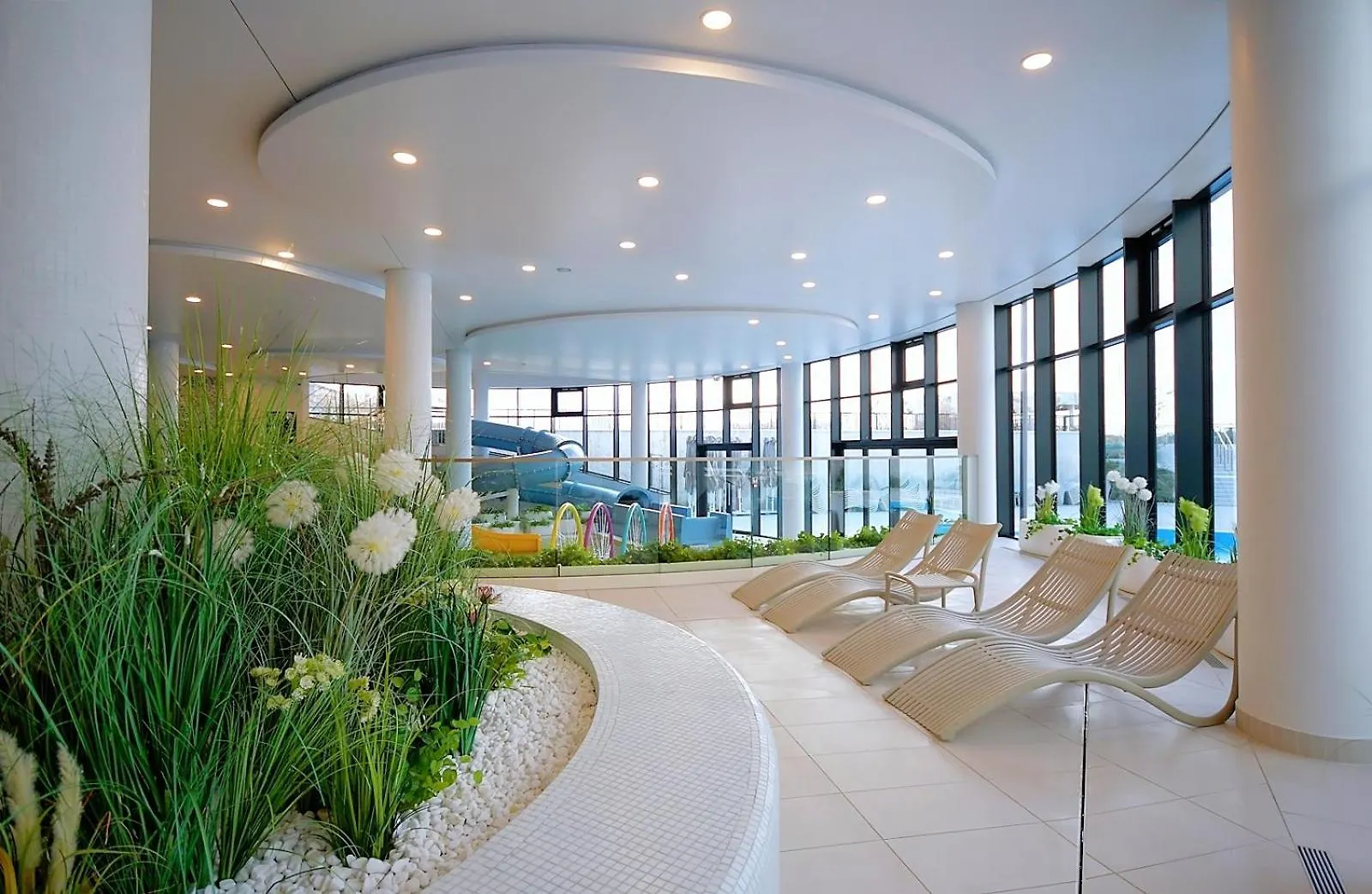 Apartament Lux II , Kolobrzeg - Aqua Polanki , Baseny , Sauny , Silownia 0*,