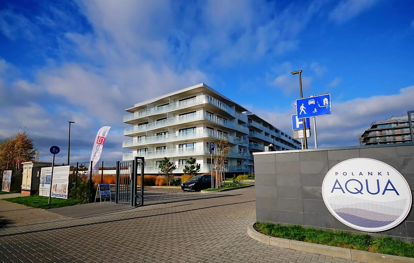 Apartament Lux II , Kolobrzeg - Aqua Polanki , Baseny , Sauny , Silownia 0*,